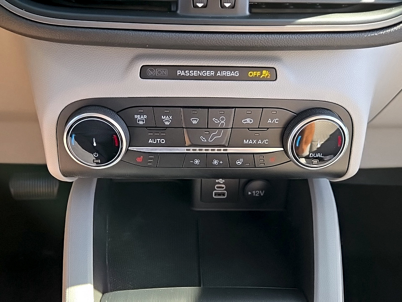 Used 2024 Ford Escape Active AWD/4WD image 19