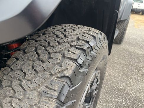 New 2024 Ford Bronco Raptor image 10