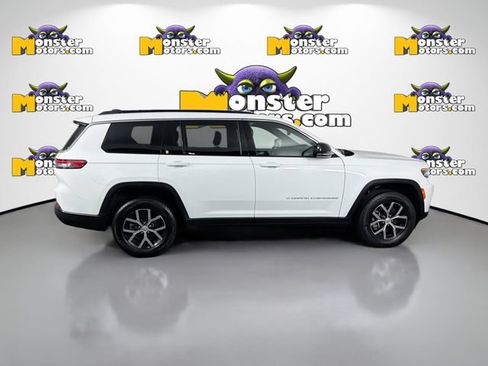 Used 2024 Jeep Grand Cherokee L Limited AWD/4WD image 4