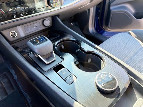 Used 2021 Nissan Rogue SV image 10