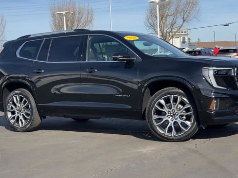 New 2026 GMC Acadia Denali Ultimate image 2