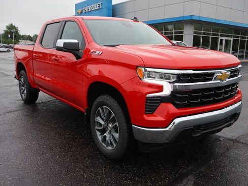 New 2026 Chevrolet Silverado 1500 LT w/ Z71 Off-Road Package AWD/4WD image 2