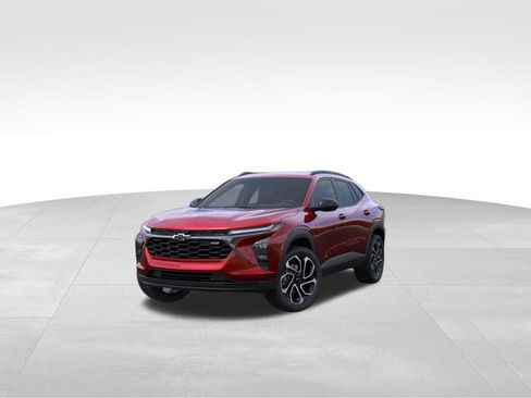 New 2026 Chevrolet Trax RS w/ Driver Confidence Package FWD image 8