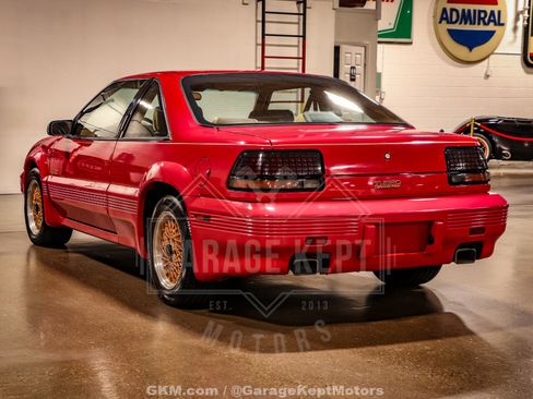Used 1990 Pontiac Grand Prix SE FWD image 7