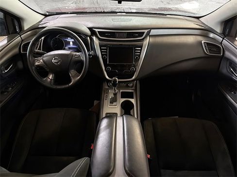 Used 2019 Nissan Murano SV image 10