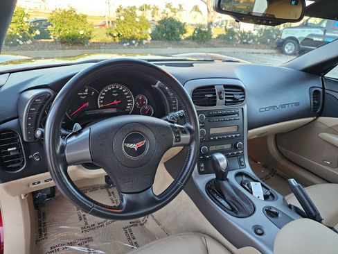 Used 2007 Chevrolet Corvette Convertible w/ Preferred Equipment Group image 19