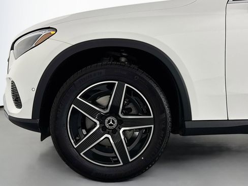 New 2026 Mercedes-Benz GLC 300 image 9