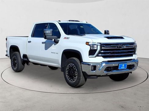 New 2026 Chevrolet Silverado 3500 LTZ w/ LTZ Convenience Package image 3