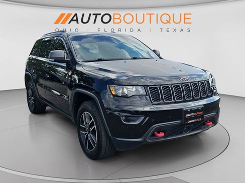 Used 2019 Jeep Grand Cherokee Trailhawk AWD/4WD image 7