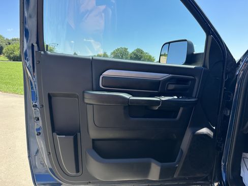 Used 2022 RAM 3500 Tradesman AWD/4WD image 17