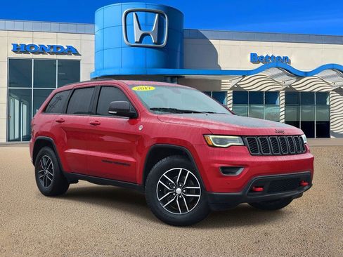 Used 2017 Jeep Grand Cherokee Trailhawk w/ Trailhawk Luxury Group AWD/4WD image 1