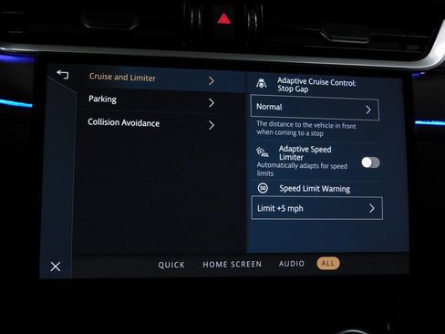 Used 2024 Jaguar F-PACE SVR image 70