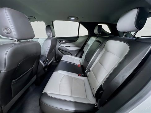 Used 2019 Chevrolet Equinox Premier image 23