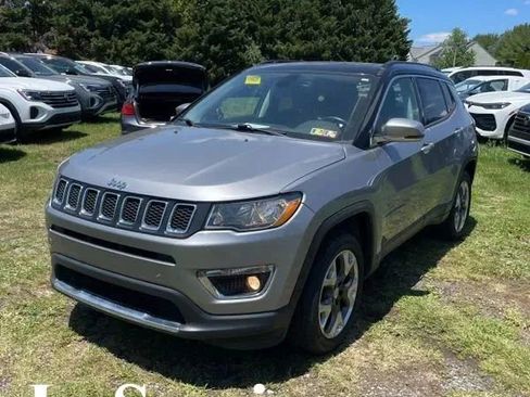 Used 2018 Jeep Compass Limited w/ Safe & Security Group AWD/4WD image 1