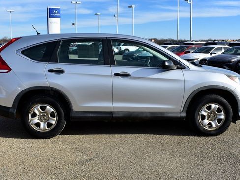 Used 2014 Honda CR-V LX image 2