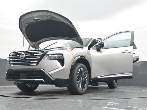 New 2026 Nissan Rogue Platinum w/ Platinum Premium Package image 40