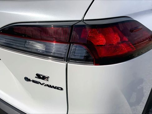 Used 2025 Toyota Corolla Cross AWD Hybrid image 30