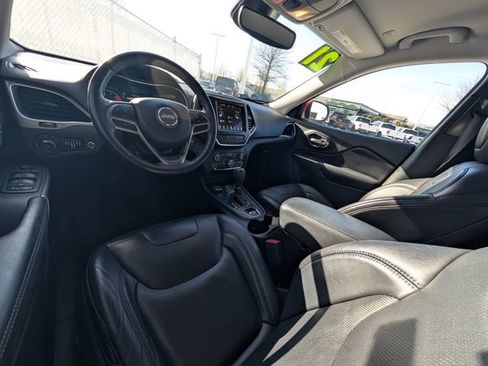 Used 2021 Jeep Cherokee Latitude Lux w/ Comfort/Convenience Group AWD/4WD image 5
