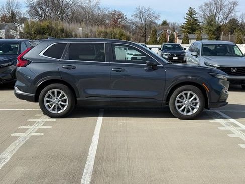Used 2025 Honda CR-V EX-L image 2