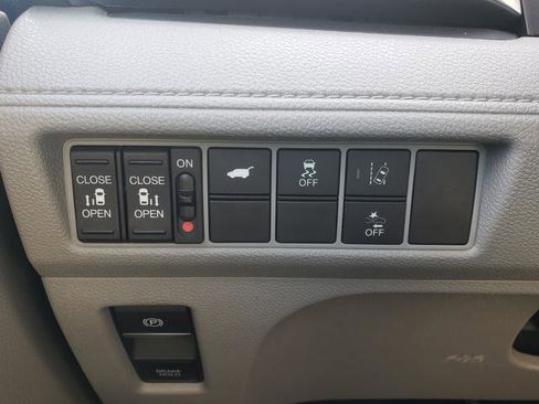 Used 2019 Honda Odyssey EX-L image 28