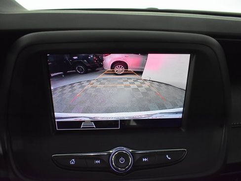 Used 2021 Chevrolet Camaro LT image 21