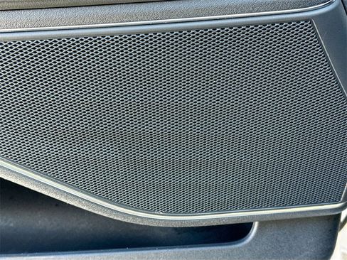 Used 2024 Lincoln Nautilus Reserve image 20