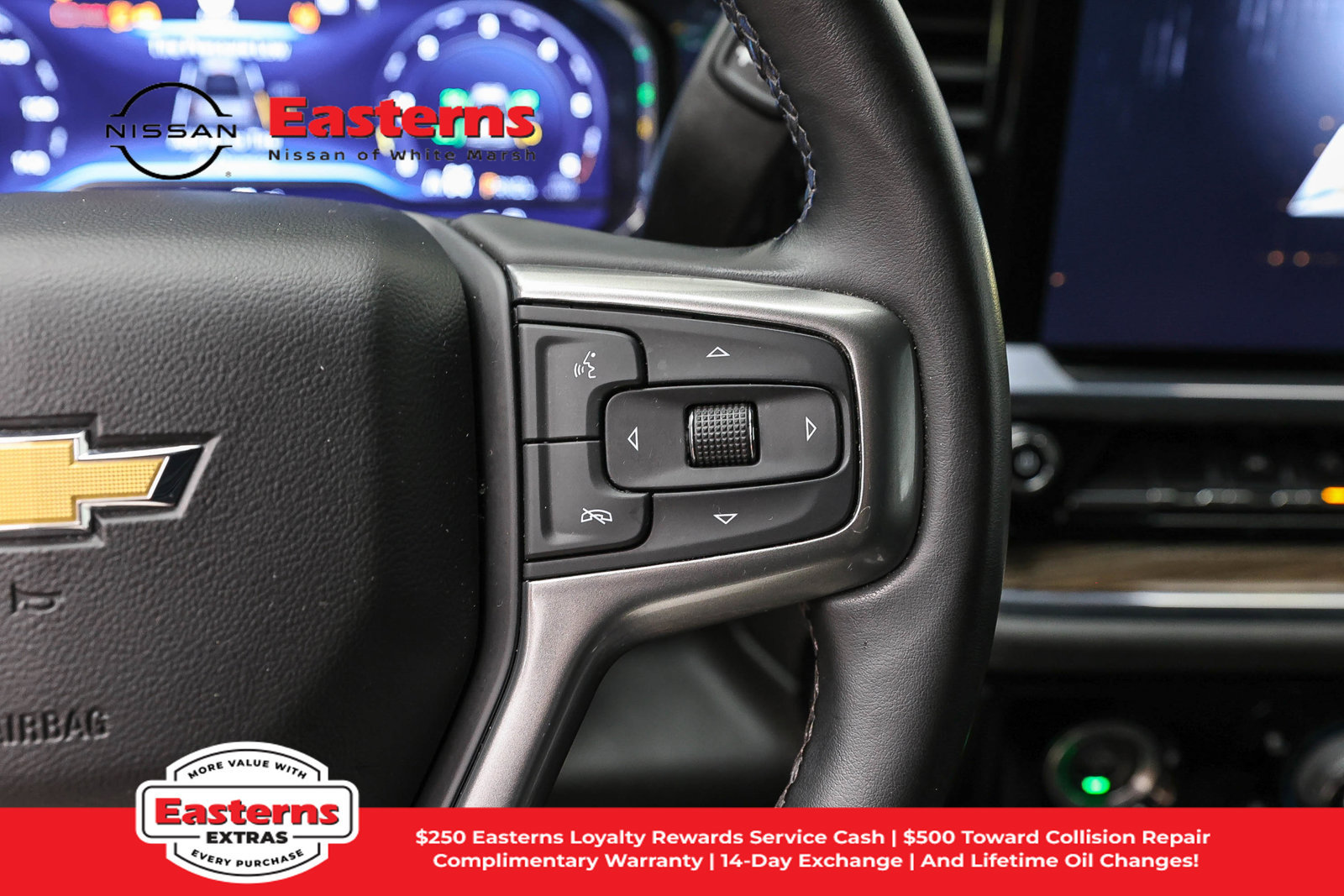 Used 2023 Chevrolet Silverado 1500 LT AWD/4WD image 17