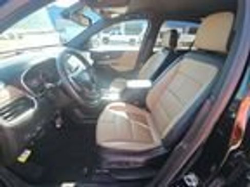 Used 2022 Chevrolet Equinox Premier AWD/4WD image 3
