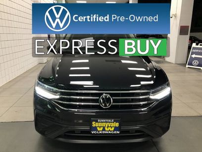 Used 2024 Volkswagen Tiguan SE