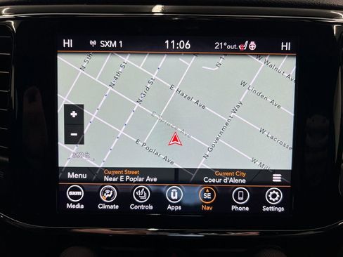 Used 2020 Jeep Grand Cherokee Laredo image 24