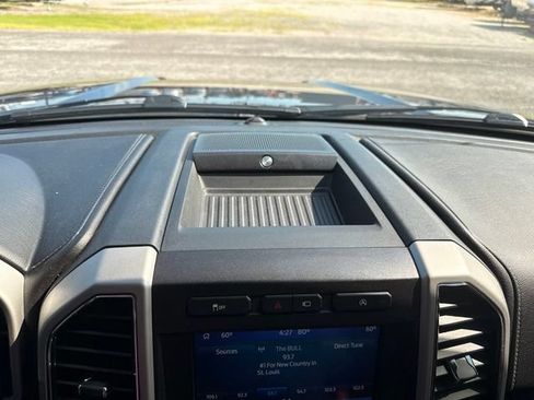 Used 2020 Ford F150 Lariat w/ Equipment Group 502A Luxury AWD/4WD image 25