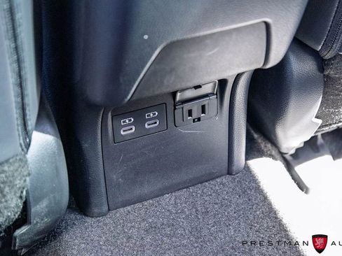 Used 2024 Toyota Prius Prime FWD image 35