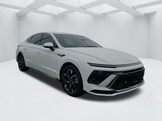 Certified 2025 Hyundai Sonata SEL video 3