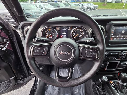 Used 2023 Jeep Wrangler Unlimited Sport AWD/4WD image 16