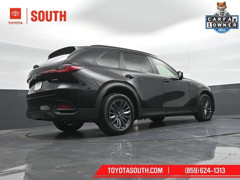 Used 2025 MAZDA CX-70 3.3 Turbo w/ Preferred Package AWD/4WD image 38