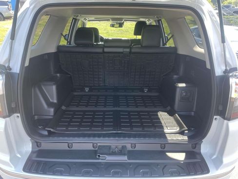 Used 2024 Toyota 4Runner Limited AWD/4WD image 8