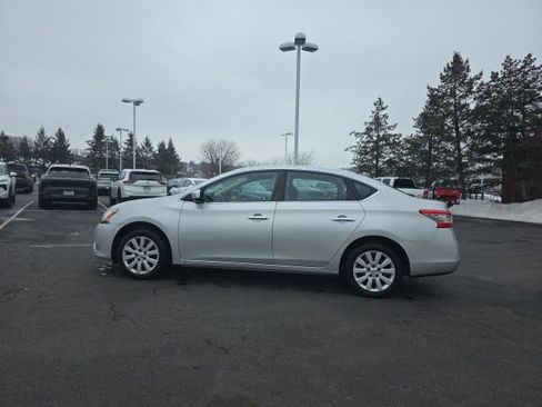 Used 2015 Nissan Sentra S image 7