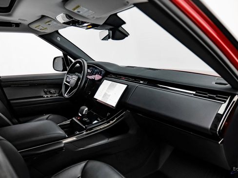 Used 2024 Land Rover Range Rover Sport SE image 37