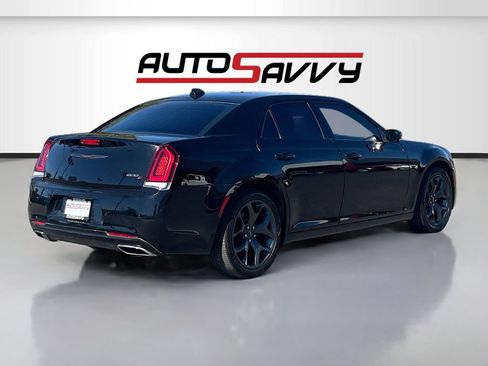 Used 2021 Chrysler 300 S RWD image 7