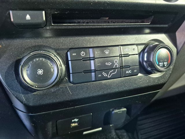 Used 2017 Ford F250 XL w/ STX Appearance Package AWD/4WD image 10