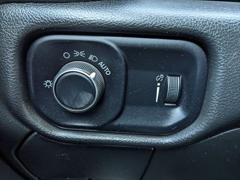 Used 2024 RAM 3500 SLT w/ Quick Order Package 2YG SLT image 42