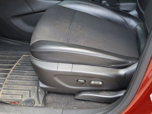 Used 2022 Buick Encore Preferred w/ Safety Package AWD/4WD image 14