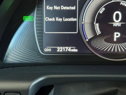 Certified 2025 Lexus ES 300h w/ Premium Package FWD image 34