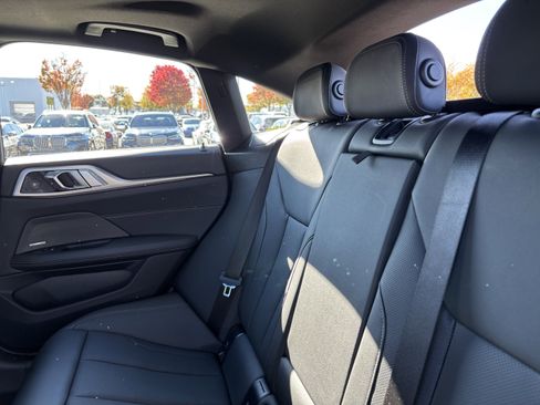 Certified 2025 BMW 430i w/ Premium Package image 32