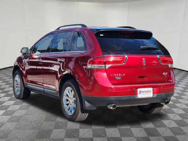 Used 2013 Lincoln MKX FWD image 8