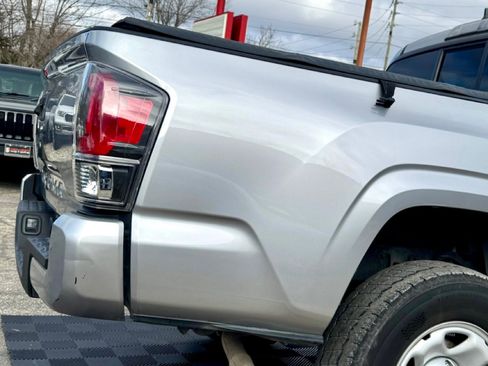 Used 2019 Toyota Tacoma SR5 image 14