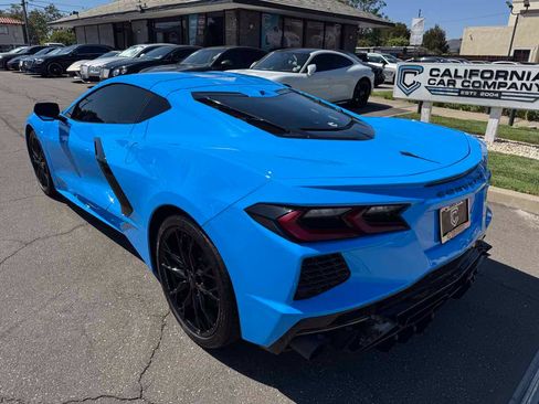 Used 2024 Chevrolet Corvette Stingray Coupe RWD image 3