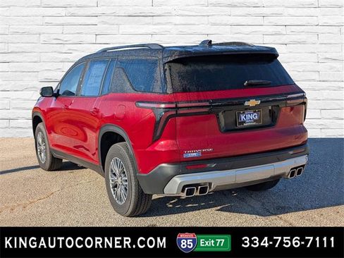 New 2025 Chevrolet Traverse LT w/ Enhanced Driving Package image 7