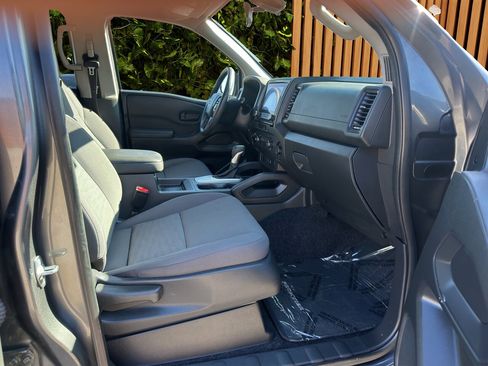 Used 2022 Nissan Frontier S image 10