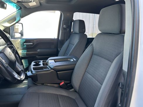 Used 2023 Chevrolet Silverado 2500 LT image 10